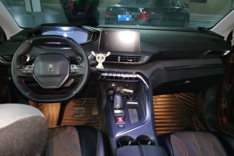 Used Peugeot 4008 2018 380THP Luxury Edition Center Console