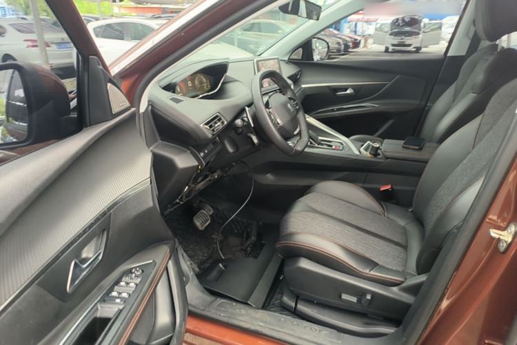 Used Peugeot 4008 2018 350THP Elite Edition Driver Seat