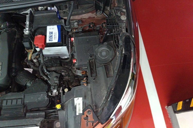 Used Peugeot 4008 2018 350THP Elite Edition Engine Bay Left