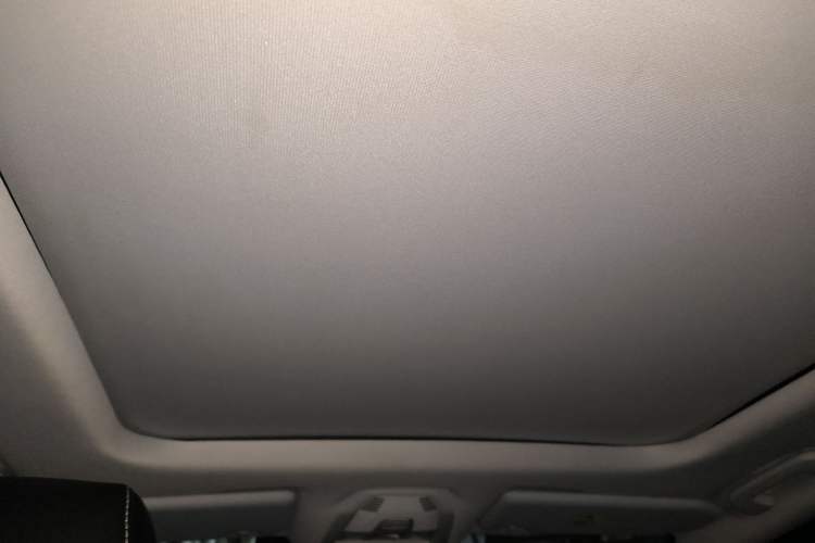 Used Peugeot 4008 2018 350THP Elite Edition Headliner