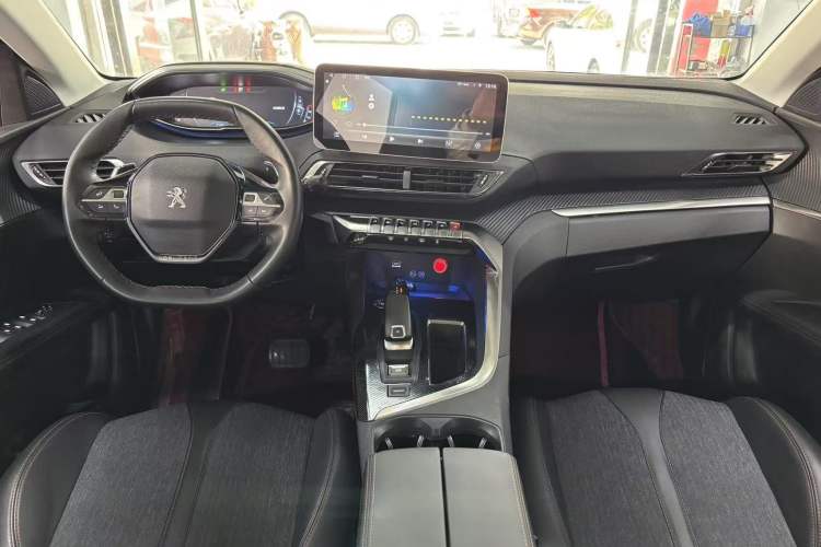 Used Peugeot 4008 2018 350THP Elite Edition Interior 1