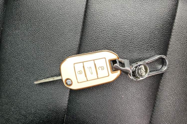 Used Peugeot 4008 2018 350THP Comfort Edition Interior 1