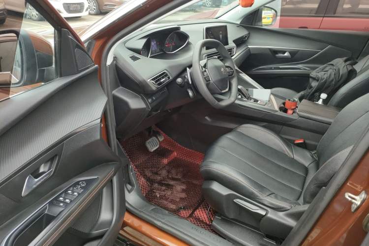 Used Peugeot 4008 2018 350THP Comfort Edition Interior 3