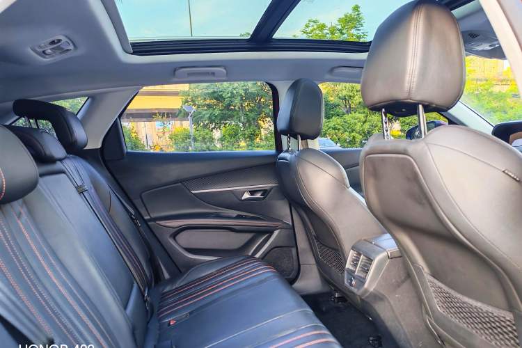 Used Peugeot 4008 2018 350THP Elite Edition Interior 4