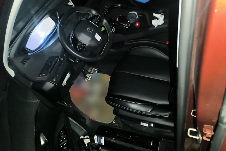 Used Peugeot 4008 2018 350THP Elite Edition Left Front Seat