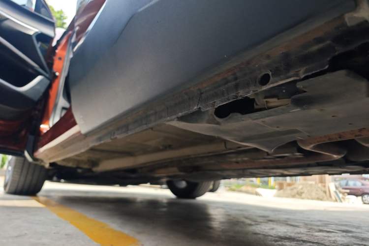 Used Peugeot 4008 2018 350THP Elite Edition Left Side Sill