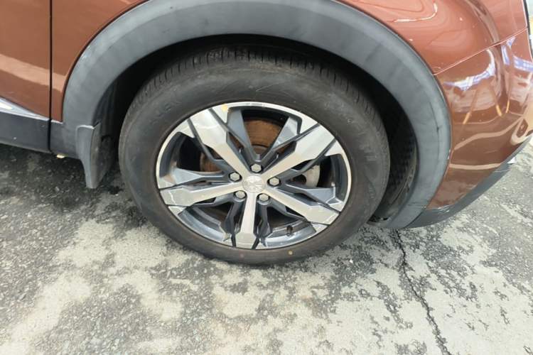 Used Peugeot 4008 2018 350THP Elite Edition Right Rear Wheel Hub