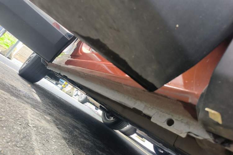 Used Peugeot 4008 2018 350THP Elite Edition Right Side Sill