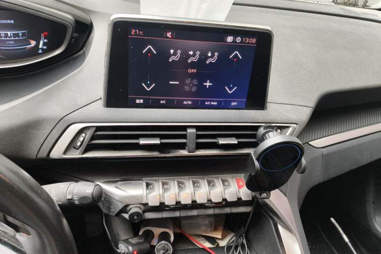 Used Peugeot 4008 2018 350THP Elite Edition Audio And AC Panel