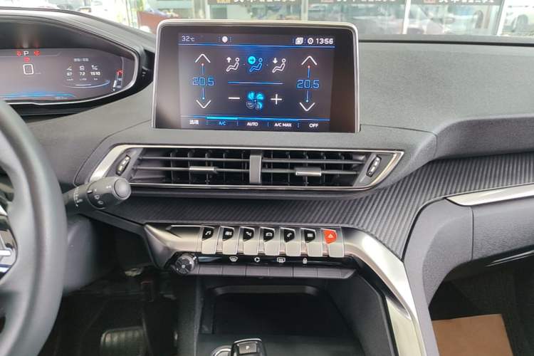 Used Peugeot 4008 2018 350THP Elite Edition Audio And AC Panel