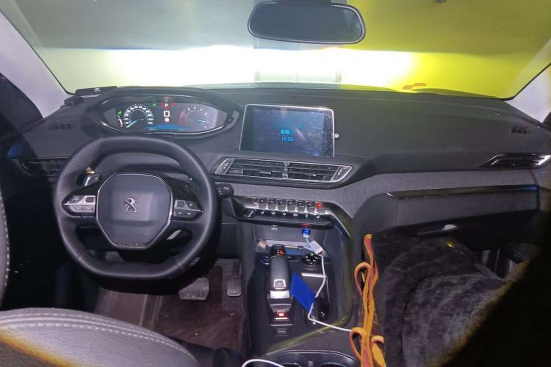 Used Peugeot 4008 2018 350THP Luxury Edition Center Console