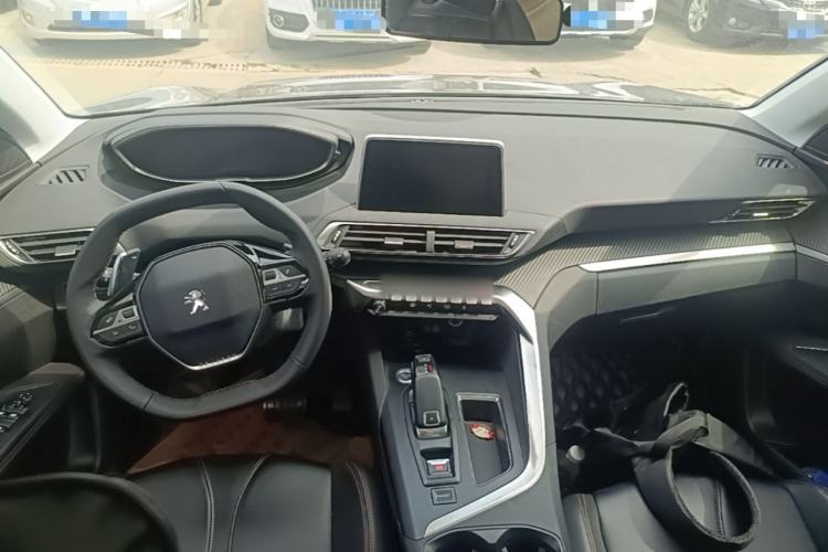 Used Peugeot 4008 2018 350THP Elite Edition Center Console
