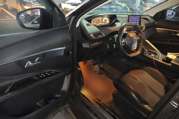 Used Peugeot 4008 2018 350THP Luxury Edition Driver Seat