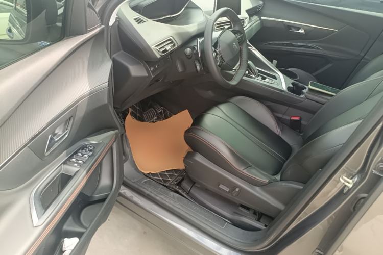 Used Peugeot 4008 2018 350THP Elite Edition Driver Seat