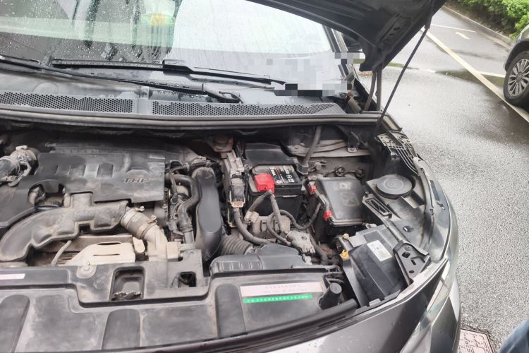 Used Peugeot 4008 2018 350THP Elite Edition Engine Bay Left