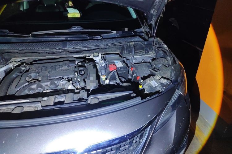 Used Peugeot 4008 2018 350THP Elite Edition Engine Bay Left