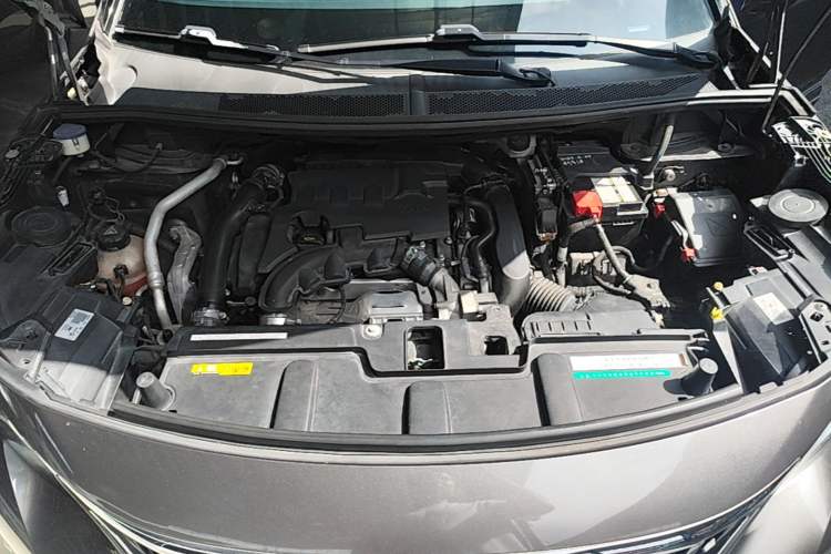 Used Peugeot 4008 2018 350THP Elite Edition Engine Bay