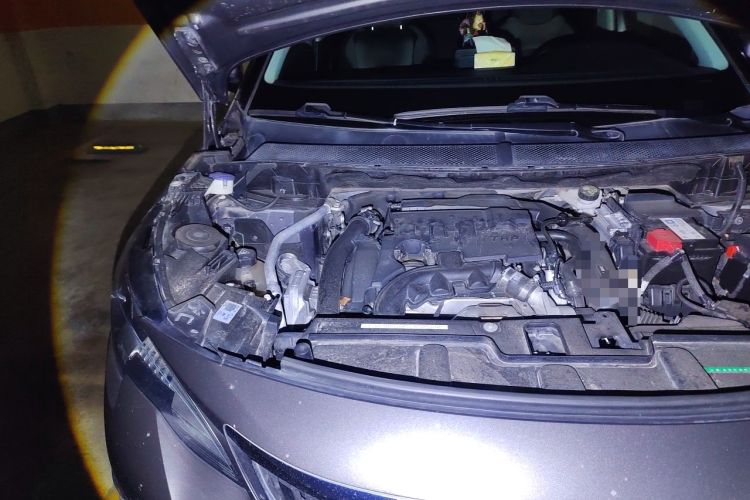 Used Peugeot 4008 2018 350THP Elite Edition Engine Bay Right