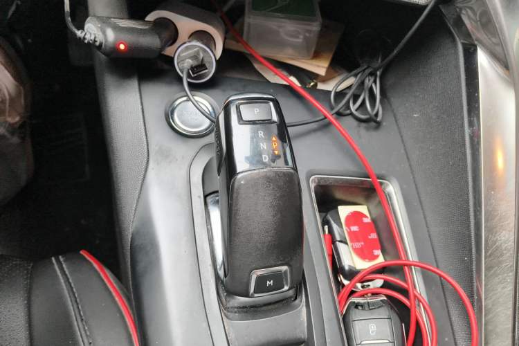 Used Peugeot 4008 2018 350THP Elite Edition Gear Lever