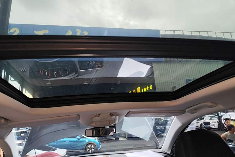Used Peugeot 4008 2018 350THP Elite Edition Headliner