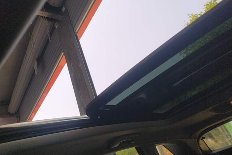 Used Peugeot 4008 2018 350THP Elite Edition Headliner
