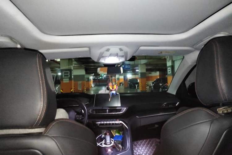 Used Peugeot 4008 2018 350THP Elite Edition Headliner