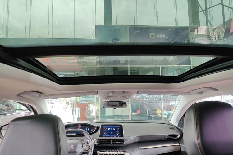 Used Peugeot 4008 2018 350THP Elite Edition Headliner
