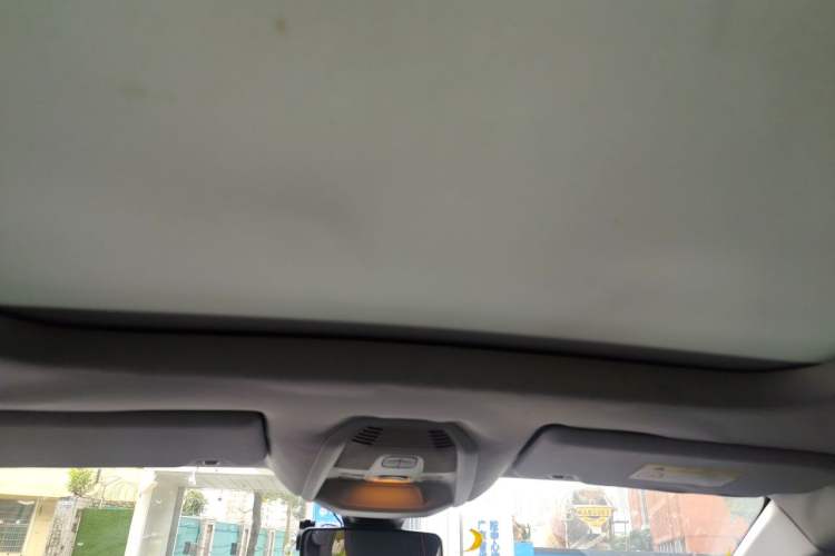 Used Peugeot 4008 2018 350THP Elite Edition Headliner