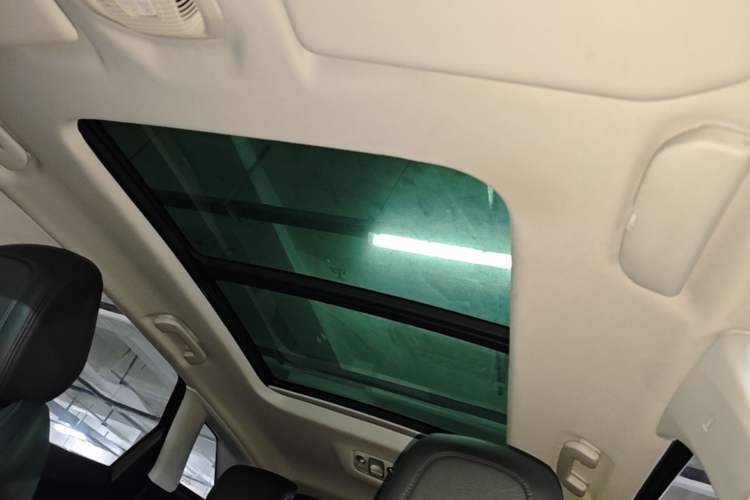 Used Peugeot 4008 2018 350THP Luxury Edition Headliner