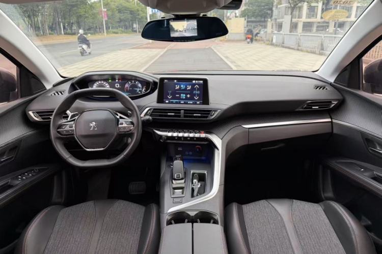 Used Peugeot 4008 2018 350THP Elite Edition Interior 1