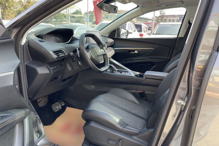 Used Peugeot 4008 2018 350THP Elite Edition Interior 2