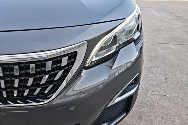 Used Peugeot 4008 2018 350THP Elite Edition Left Front Headlight