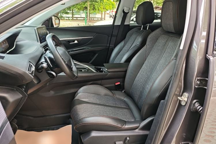 Used Peugeot 4008 2018 350THP Elite Edition Left Front Seat
