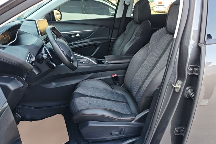 Used Peugeot 4008 2018 350THP Elite Edition Left Front Seat