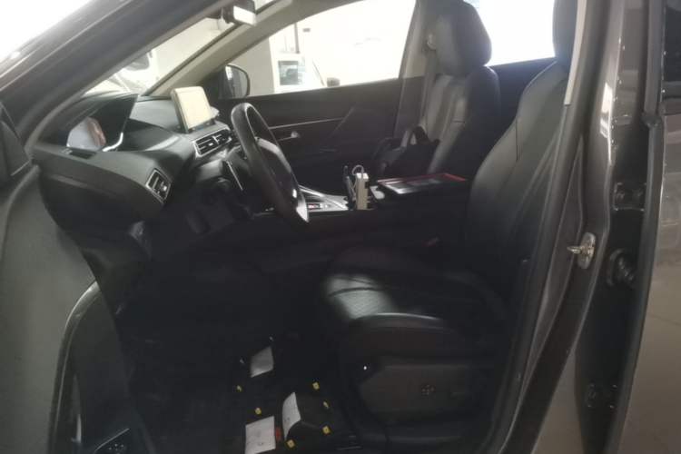 Used Peugeot 4008 2018 350THP Elite Edition Left Front Seat