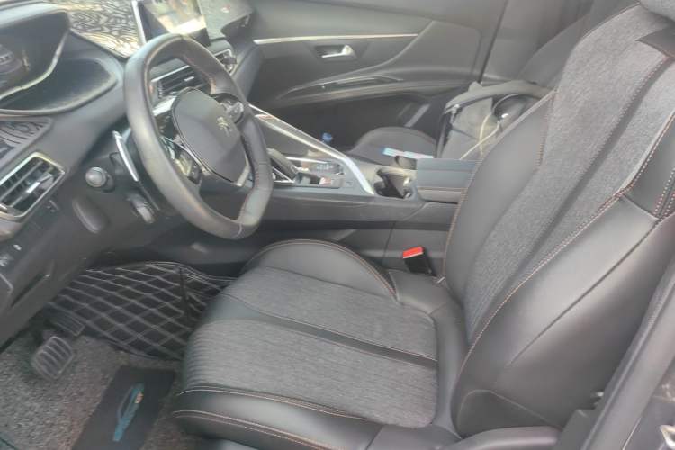 Used Peugeot 4008 2018 350THP Elite Edition Left Front Seat