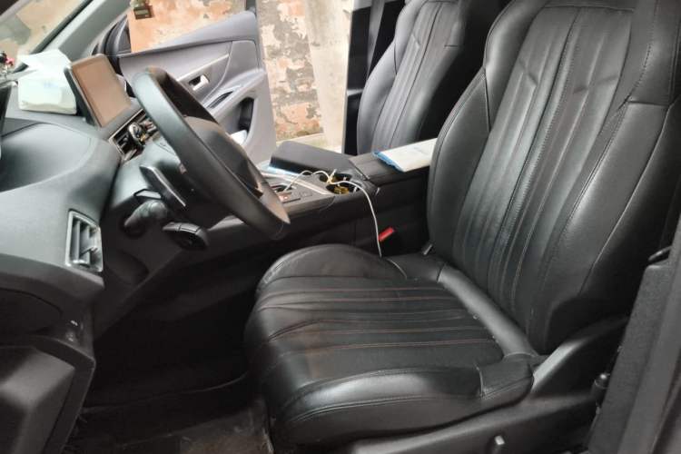Used Peugeot 4008 2018 350THP Elite Edition Left Front Seat