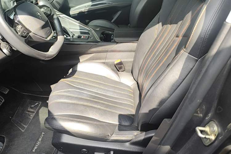 Used Peugeot 4008 2018 350THP Elite Edition Left Front Seat