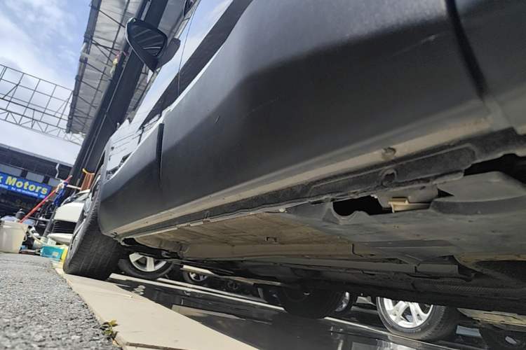 Used Peugeot 4008 2018 350THP Elite Edition Left Side Sill