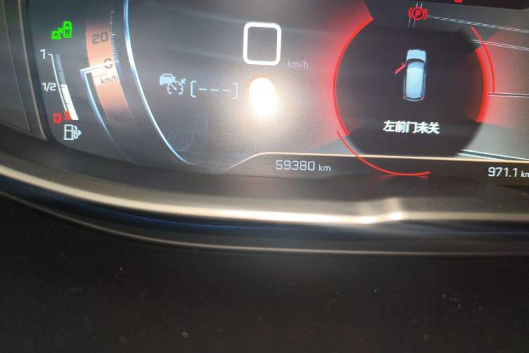 Used Peugeot 4008 2018 380THP Luxury GT Edition Odometer Close Up