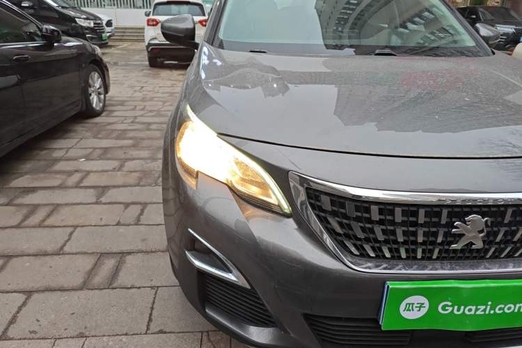 Used Peugeot 4008 2018 350THP Luxury Edition Right Front Headlight