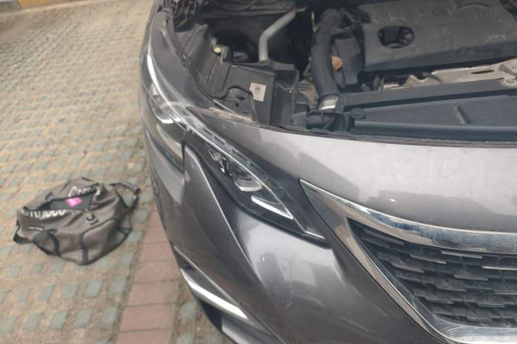 Used Peugeot 4008 2018 380THP Luxury GT Edition Right Front Headlight