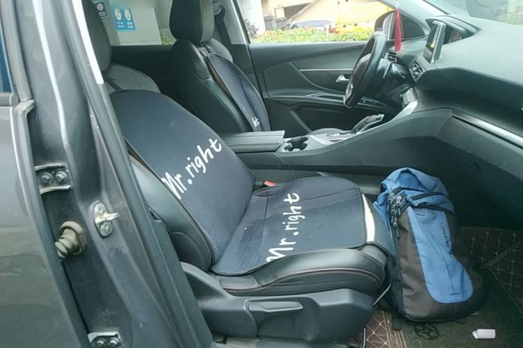 Used Peugeot 4008 2018 350THP Elite Edition Right Front Seat