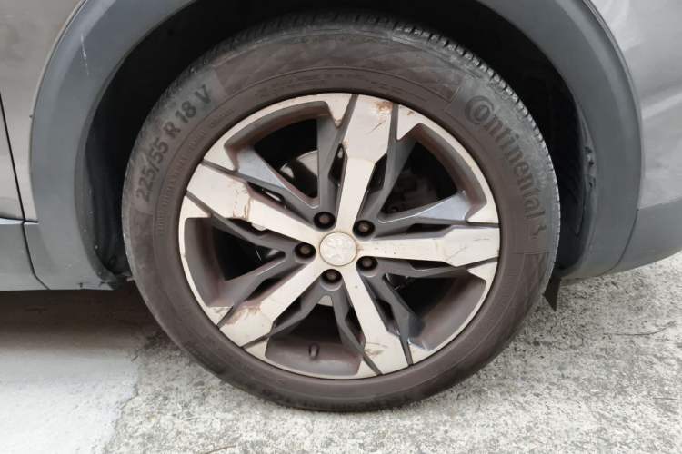 Used Peugeot 4008 2018 350THP Elite Edition Right Front Wheel Hub