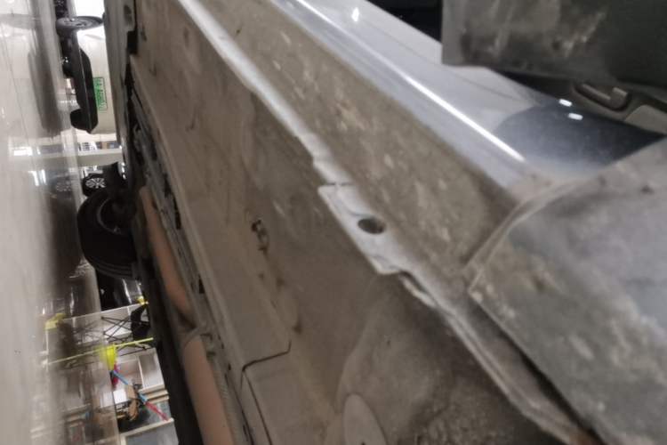 Used Peugeot 4008 2018 350THP Elite Edition Right Side Sill