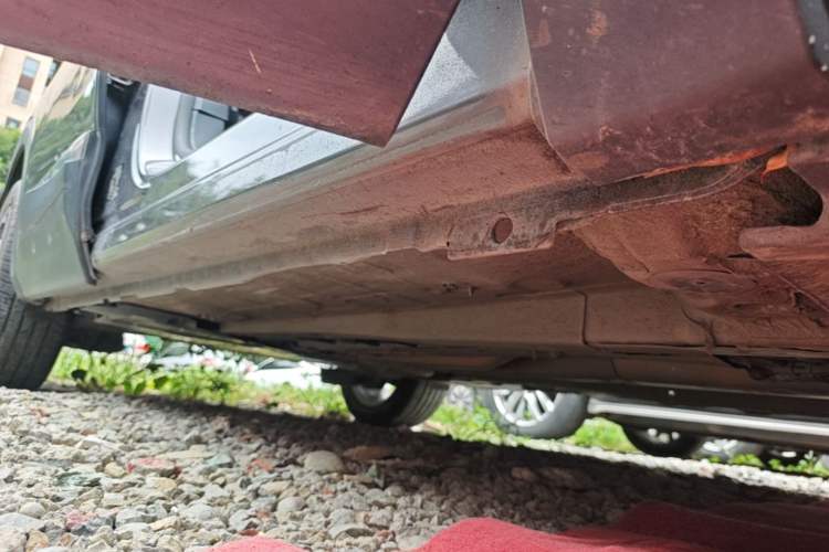 Used Peugeot 4008 2018 350THP Elite Edition Right Side Sill