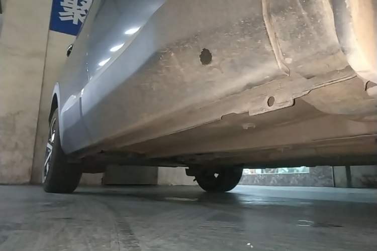 Used Peugeot 4008 2018 350THP Elite Edition Right Side Sill