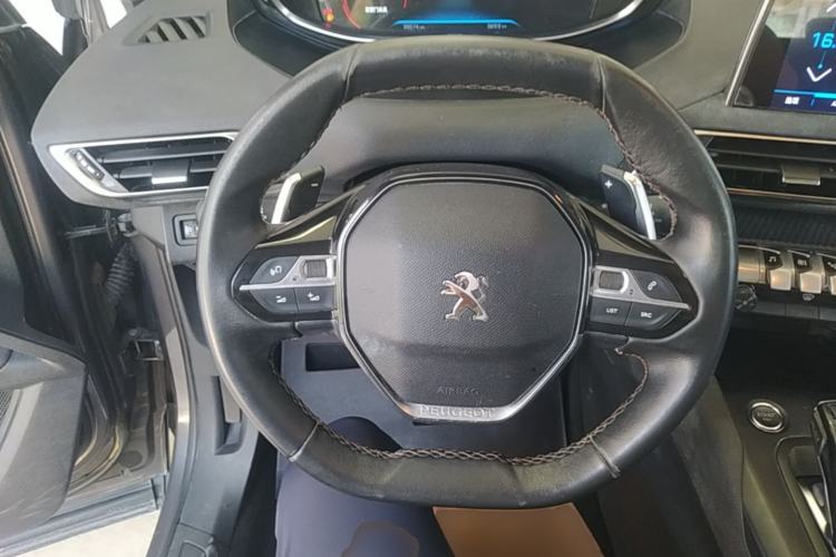 Used Peugeot 4008 2018 350THP Elite Edition Steering Wheel