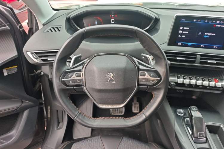 Used Peugeot 4008 2018 350THP Elite Edition Steering Wheel