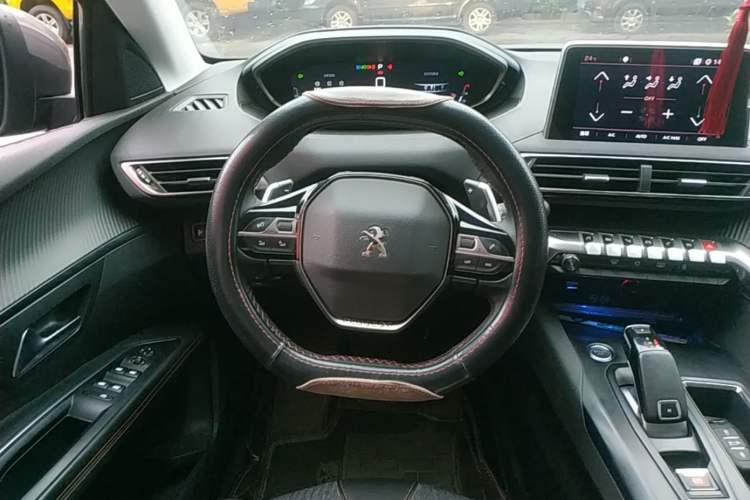 Used Peugeot 4008 2018 350THP Elite Edition Steering Wheel